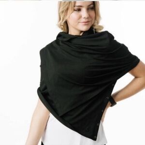 ZYIA Black Classic Infinity Scarf Snap Buttons Wide